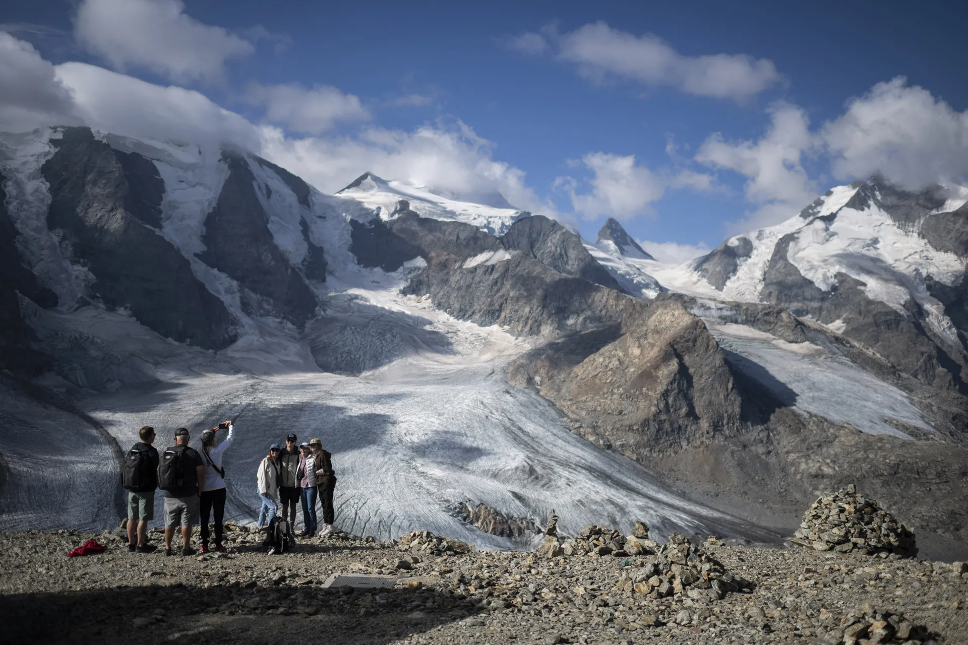 Suiza sufre una ausencia muy inusual de nieve en los Alpes para un fin de año