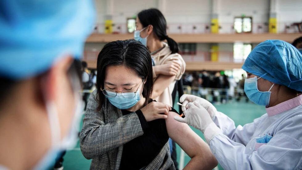 Vacunas de ARNm llegan a Hong Kong para reforzar la lucha contra COVID-19