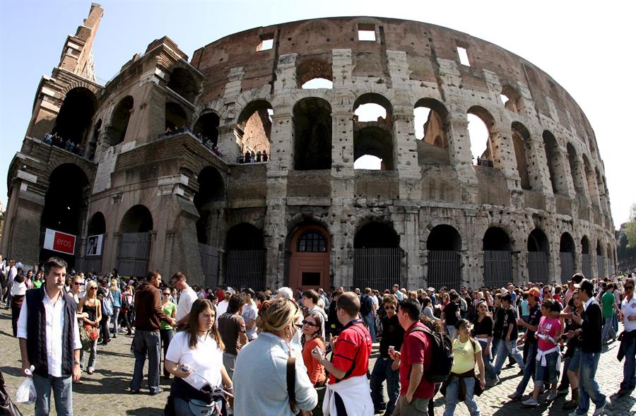 El Coliseo de Roma «revive» al emperador Nerón con Inteligencia Artificial