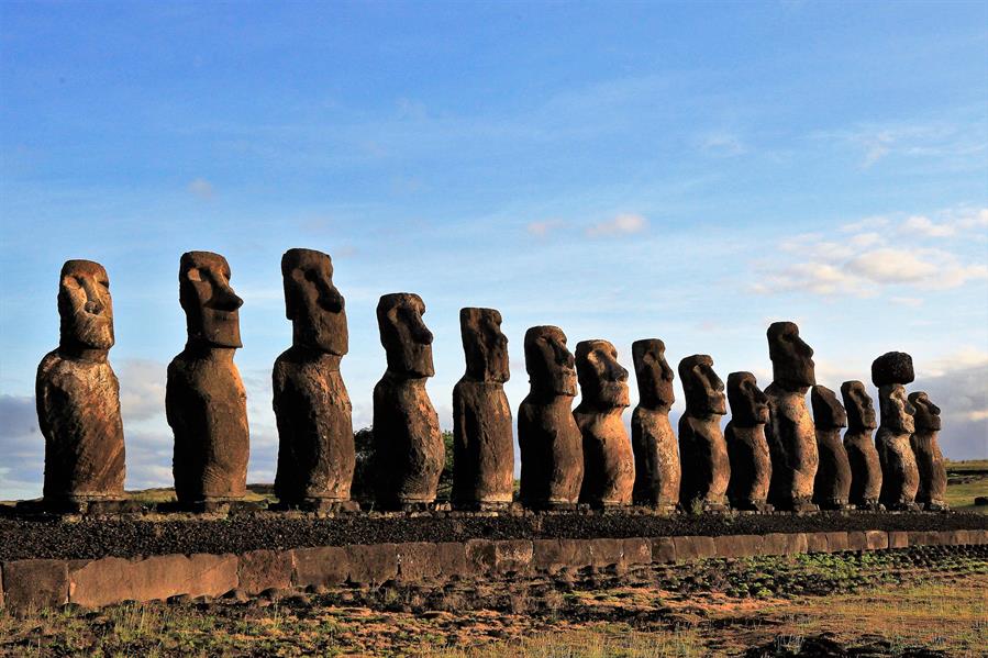 La Unesco inicia acciones de respuesta tras incendios en la Isla de Pascua