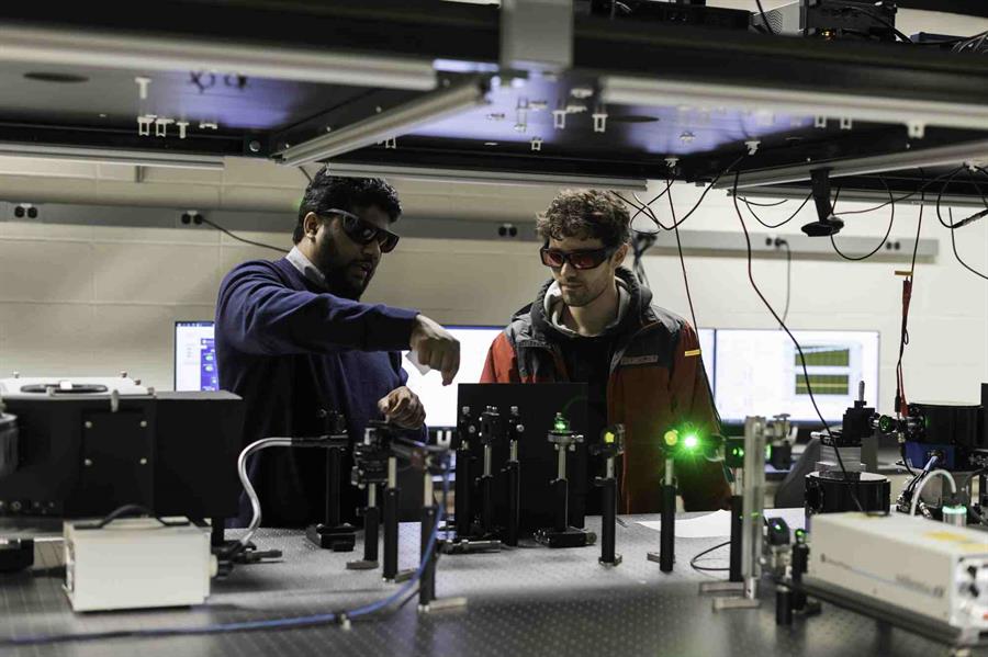 Crean un material superconductor viable en el laboratorio