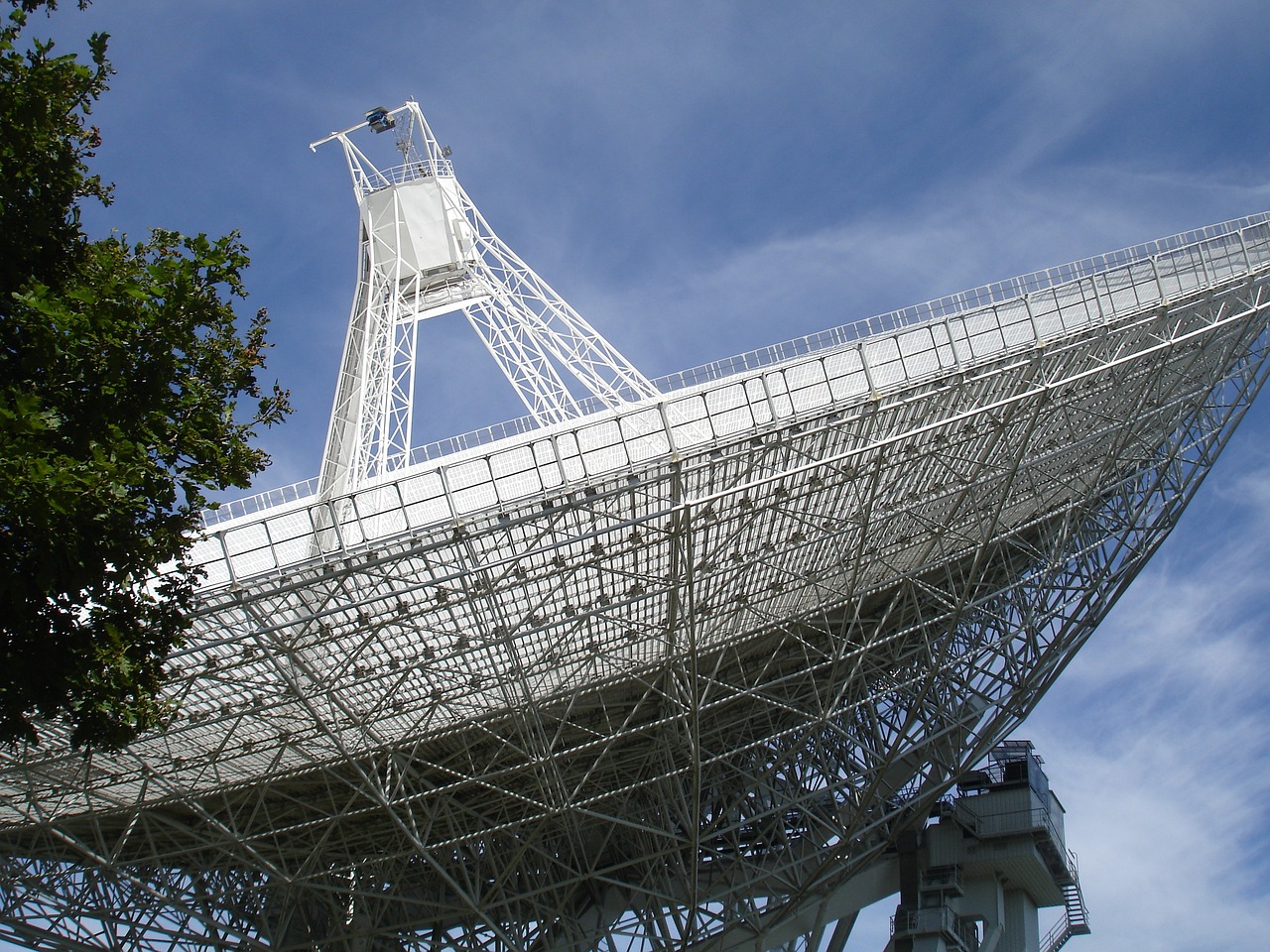 LOFAR, el radiotelescopio que busca respuestas del universo