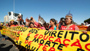 etnocidio-mineria-996×567