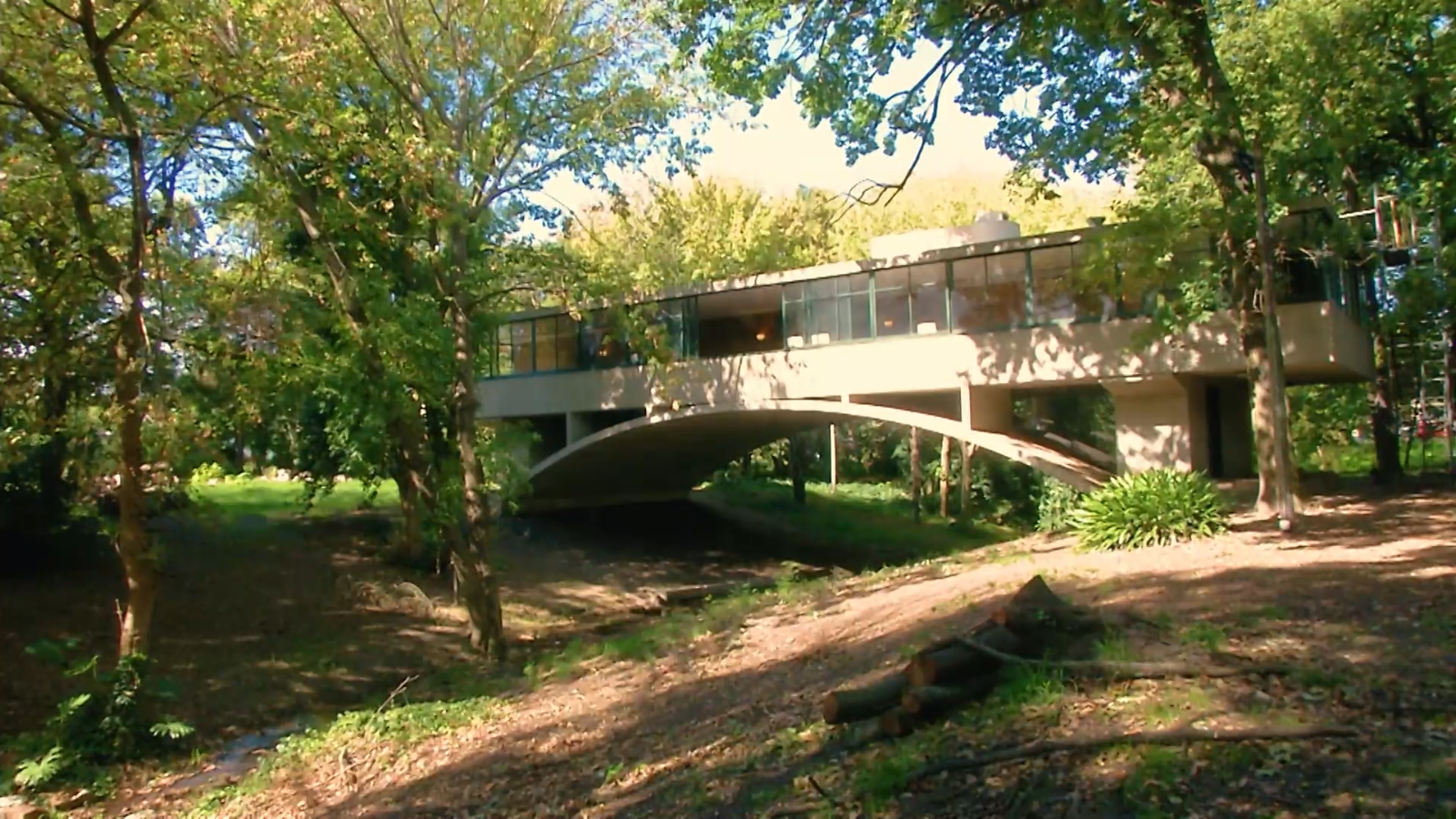 ‘Casa sobre el Arroyo’, una joya de la arquitectura moderna