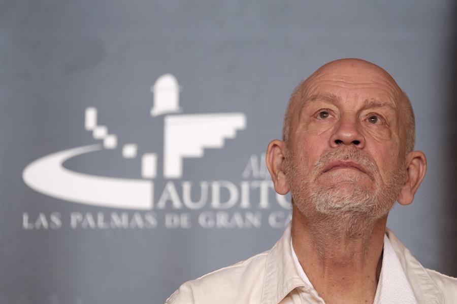 John Malkovich presenta en España el montaje teatral y musical «The Infernal Comedy»