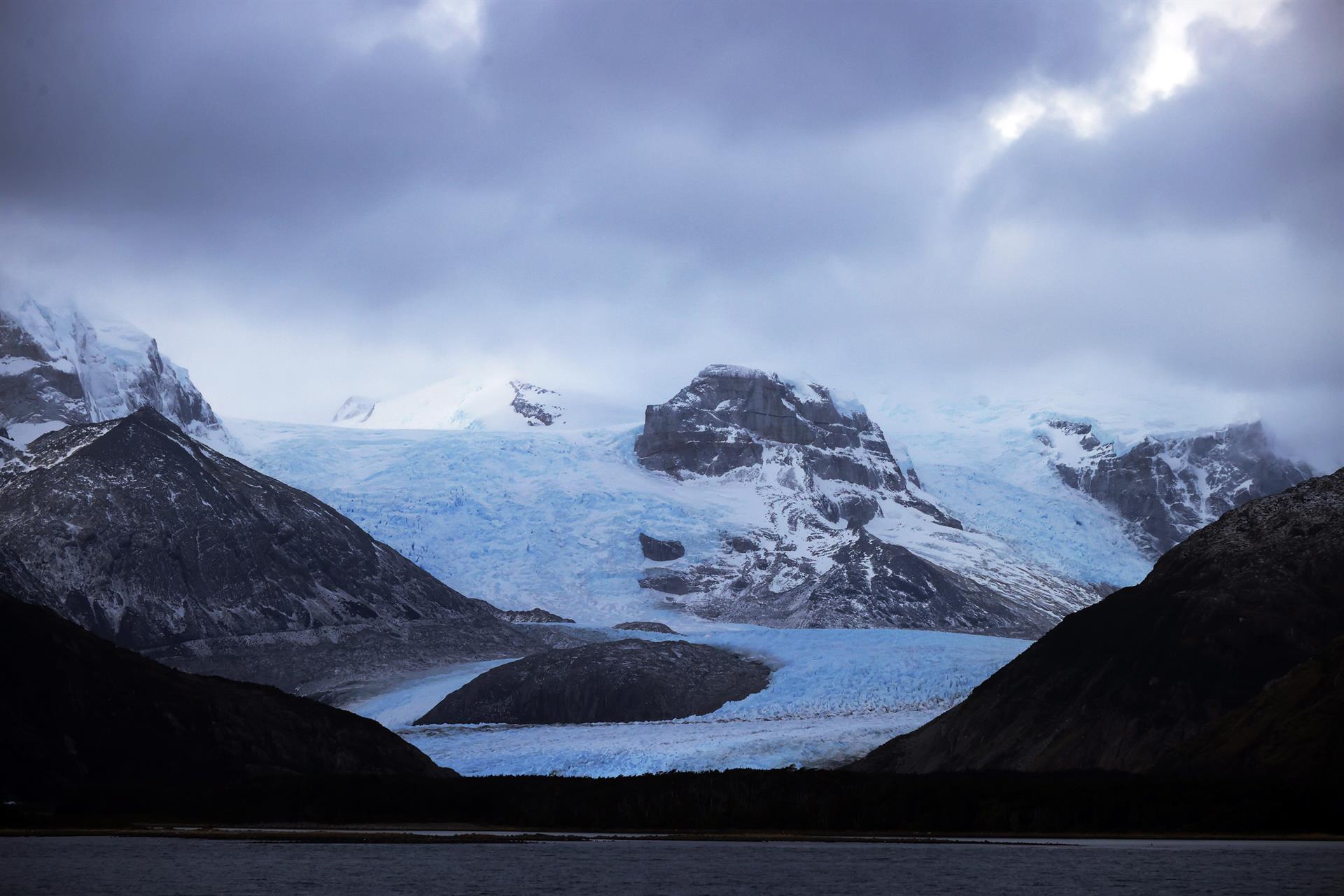 El deshielo destruye el campo de hielo más austral de Sudamérica