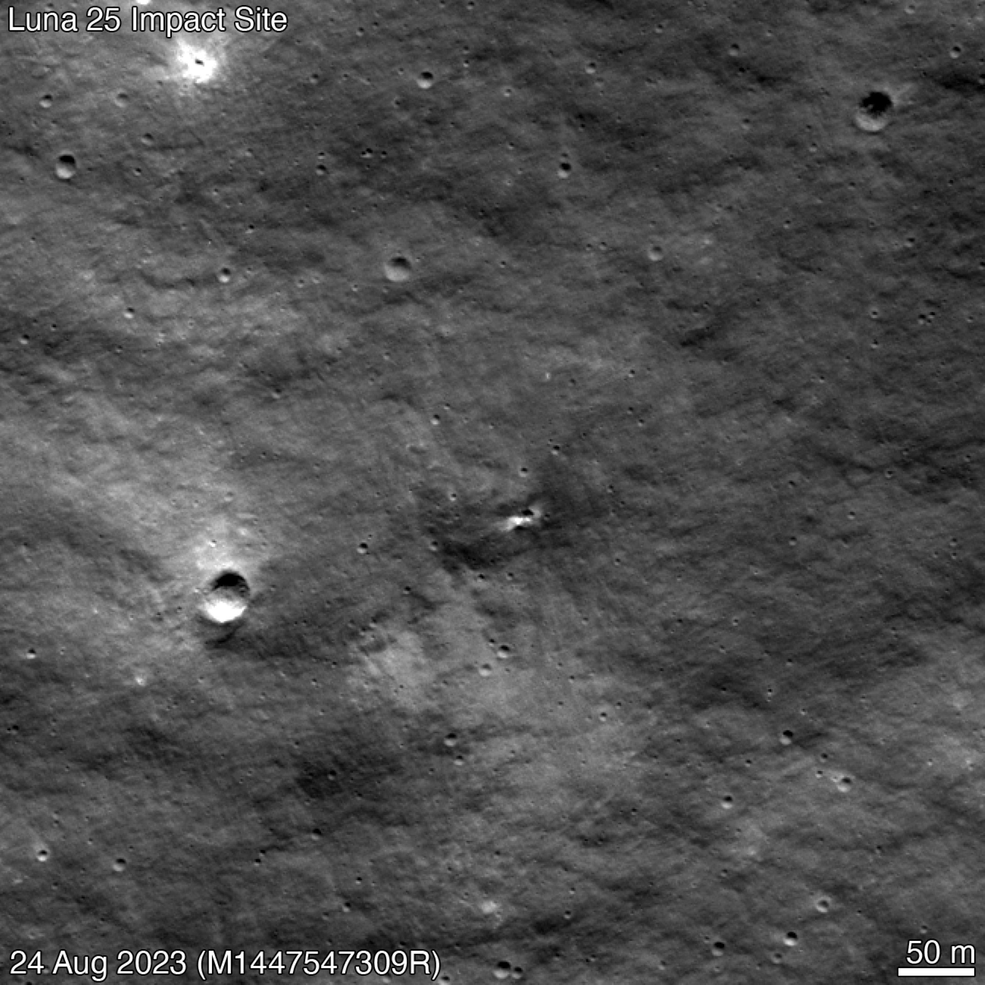 NASA revela imagen de posible cráter en la Luna formado por impacto de sonda rusa