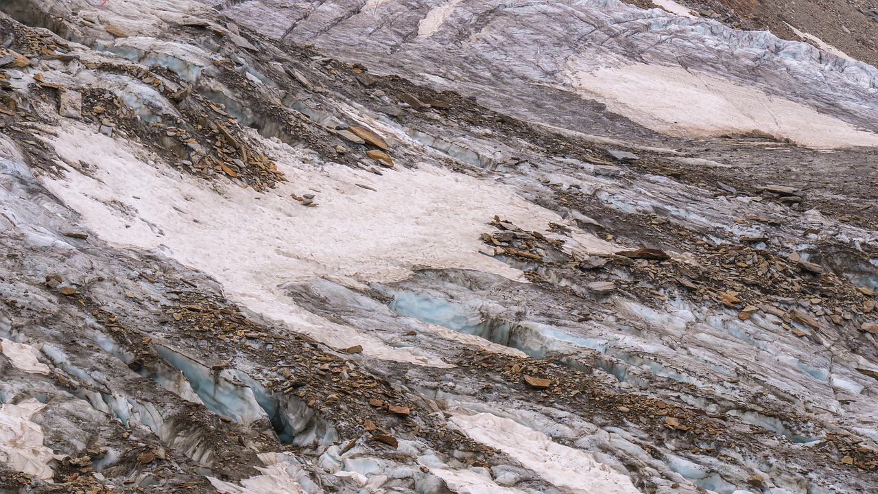 El glaciar pirenaico de La Maladeta podría desaparecer a finales de la próxima década