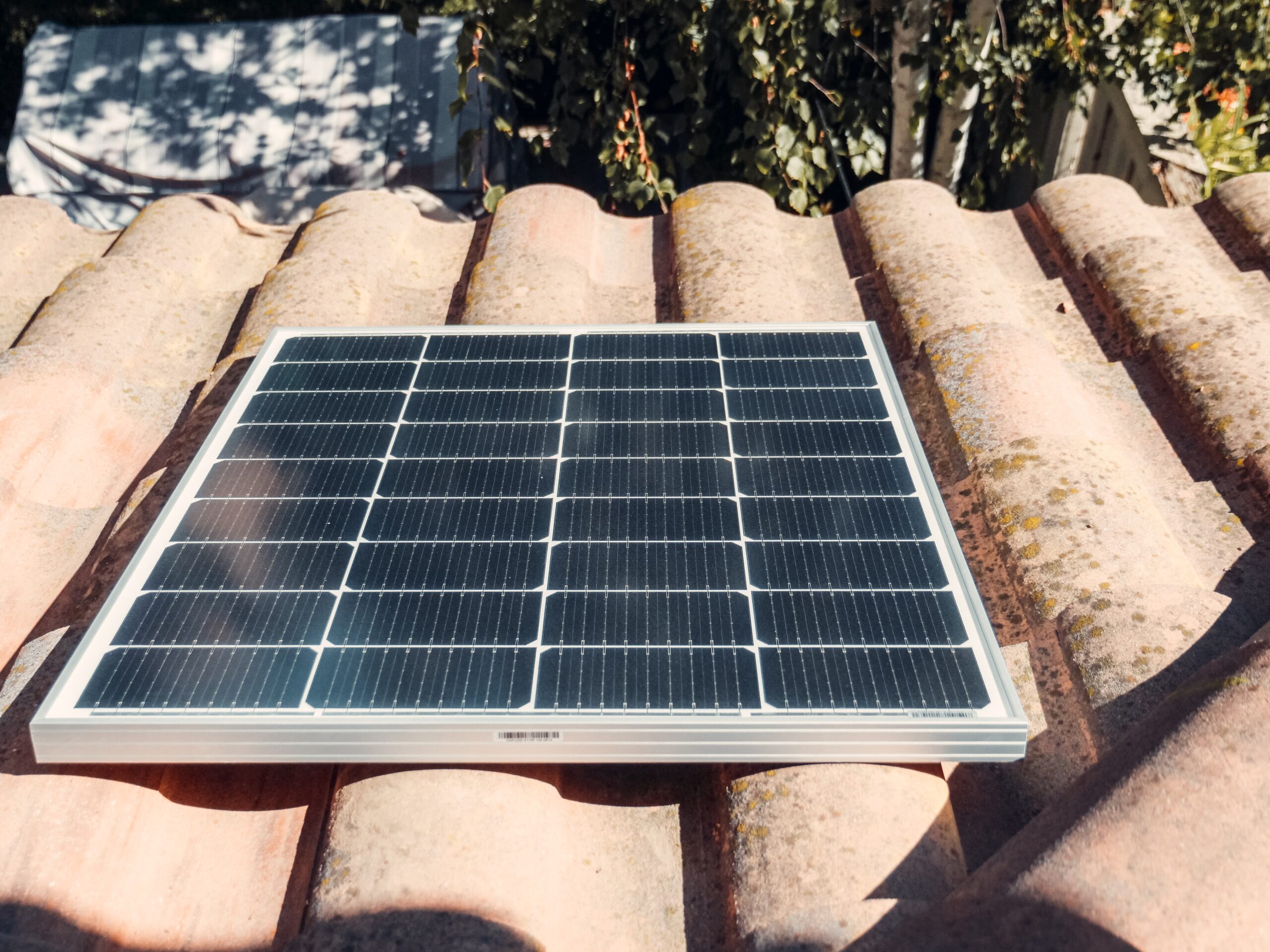 Nuevas láminas solares orgánicas se pueden colocar casi en cualquier lugar