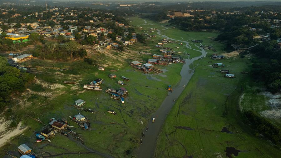 La cuarta mayor hidroeléctrica de Brasil suspende operaciones por la sequía en la Amazonía