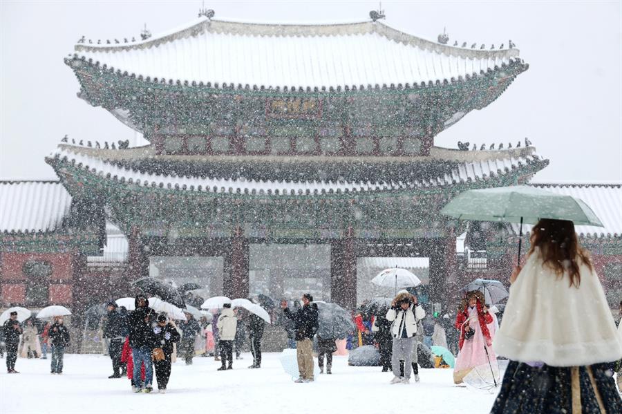 Seúl sufre las mayores nevadas en diciembre en más de 40 años