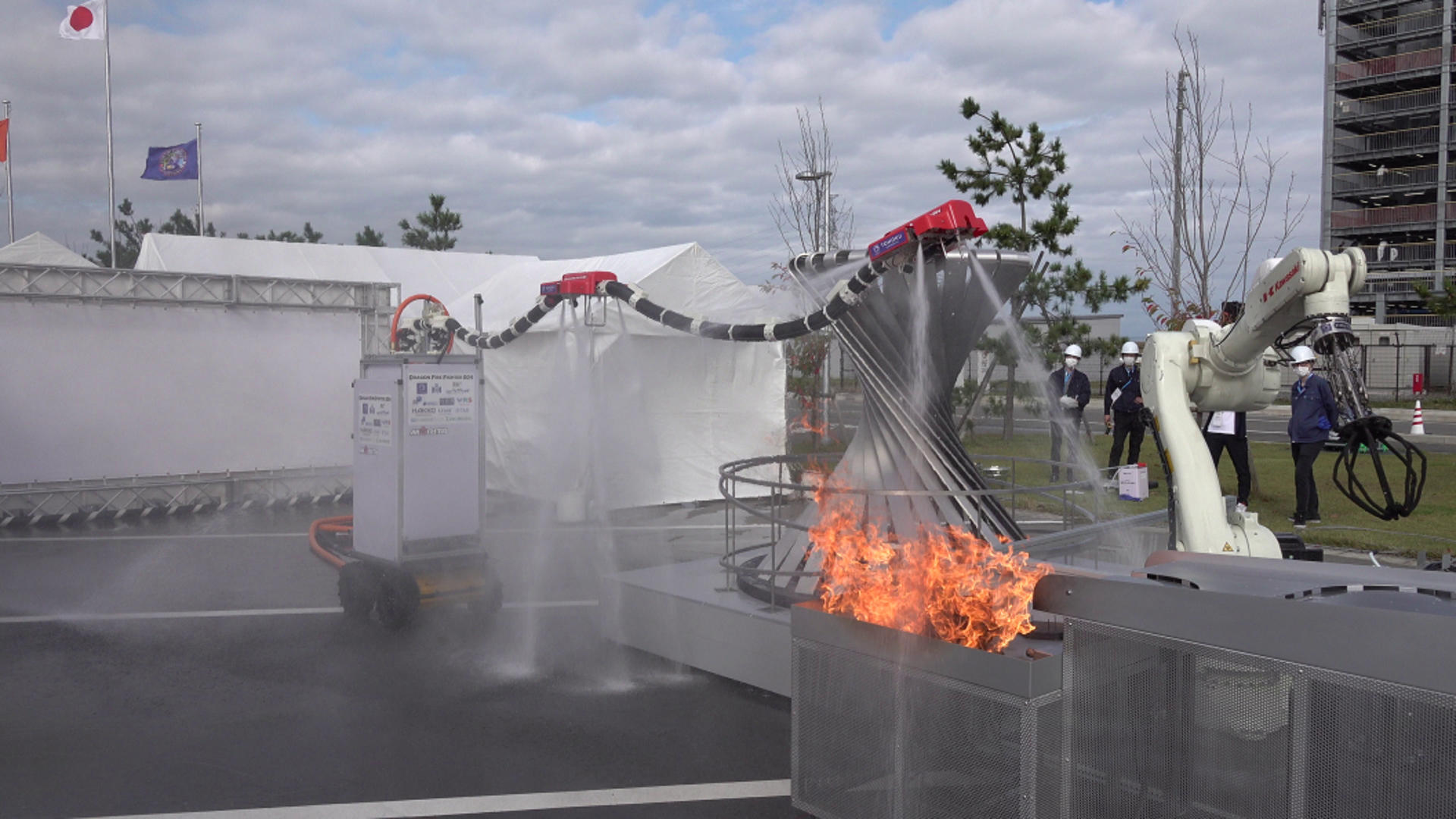 Diseñan un robot para apagar incendios inspirado en los dragones voladores