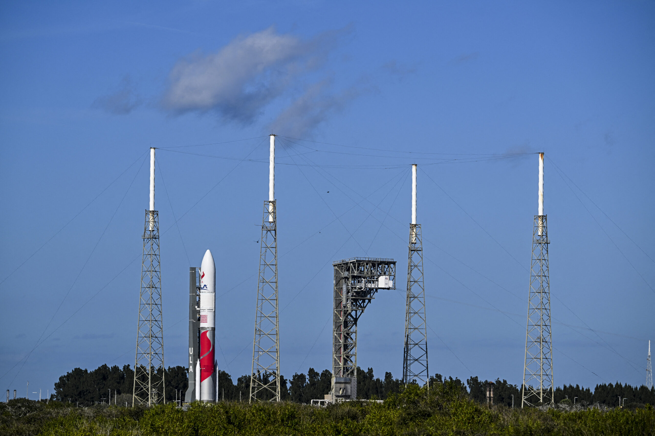 Cohete de EEUU pronto para enviar nave a la Luna