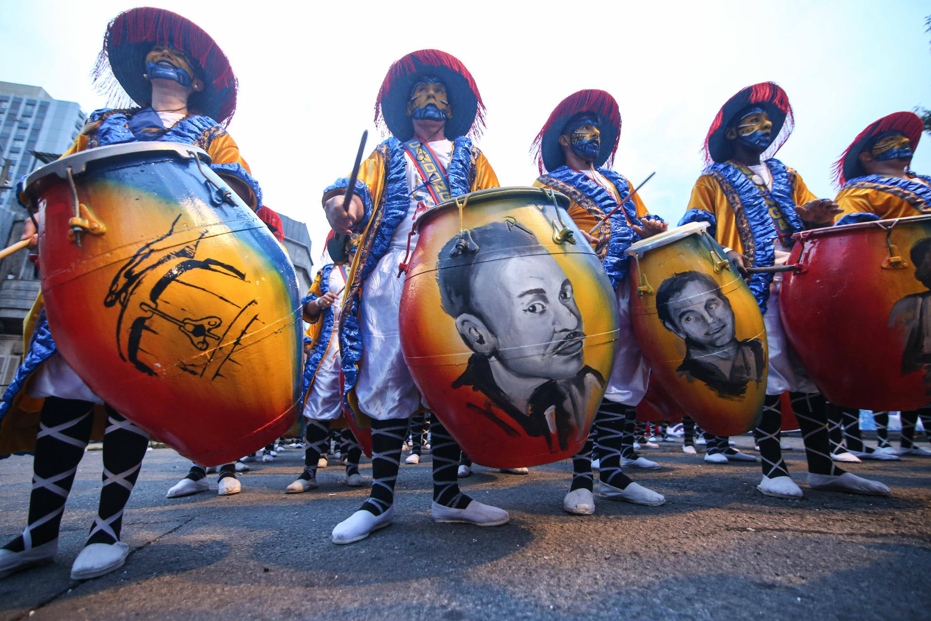 Uruguay celebra sus tradicionales Llamadas al son de los 300 años de Montevideo