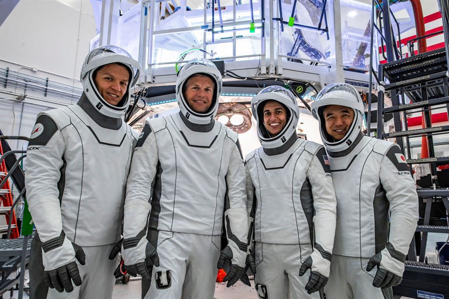 Tripulantes de la misión Crew-7 de la NASA regresan con éxito del espacio