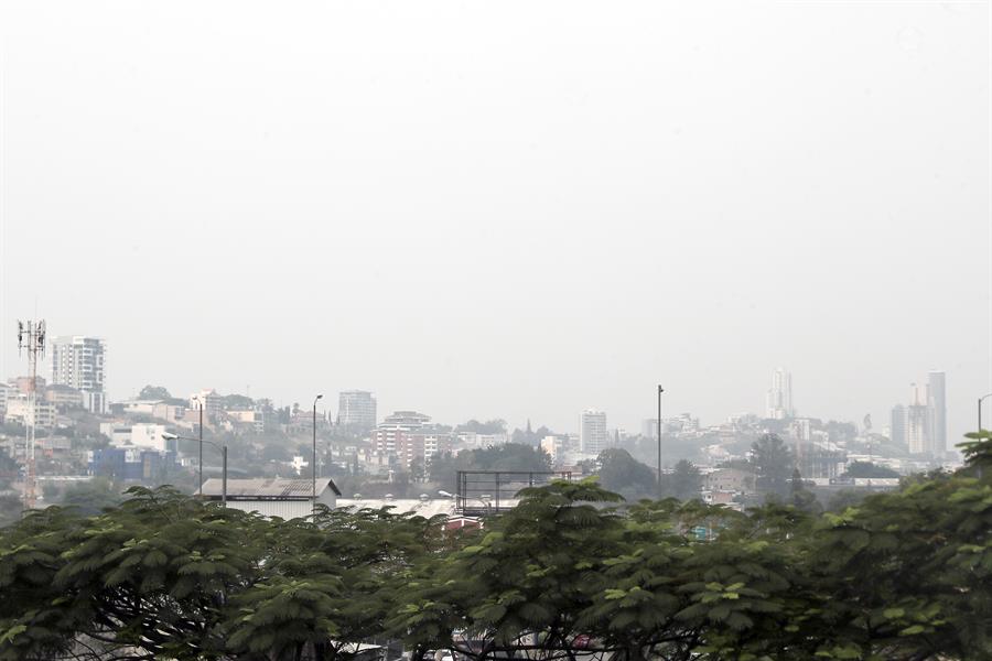 Alarmante contaminación del aire en capital de Honduras aumenta infecciones respiratorias