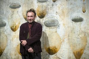 La Pedrera exhibe la mayor exposición dedicada a las cerámicas de Miquel Barceló
