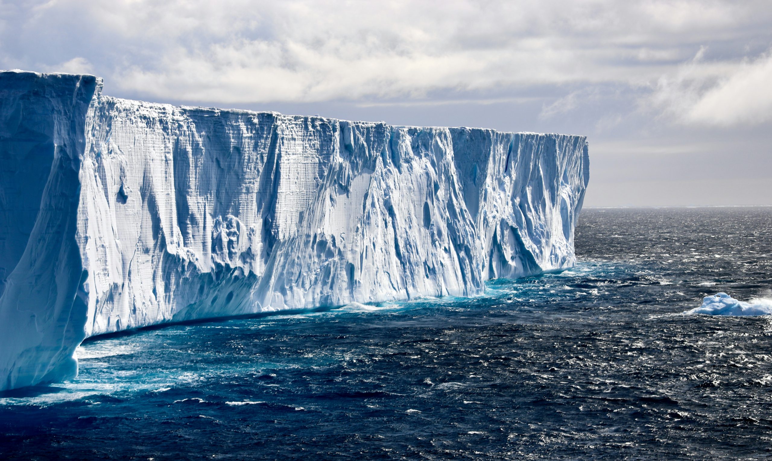 El deshielo récord registrado en Antártida está ligado probablemente al cambio climático, dice estudio