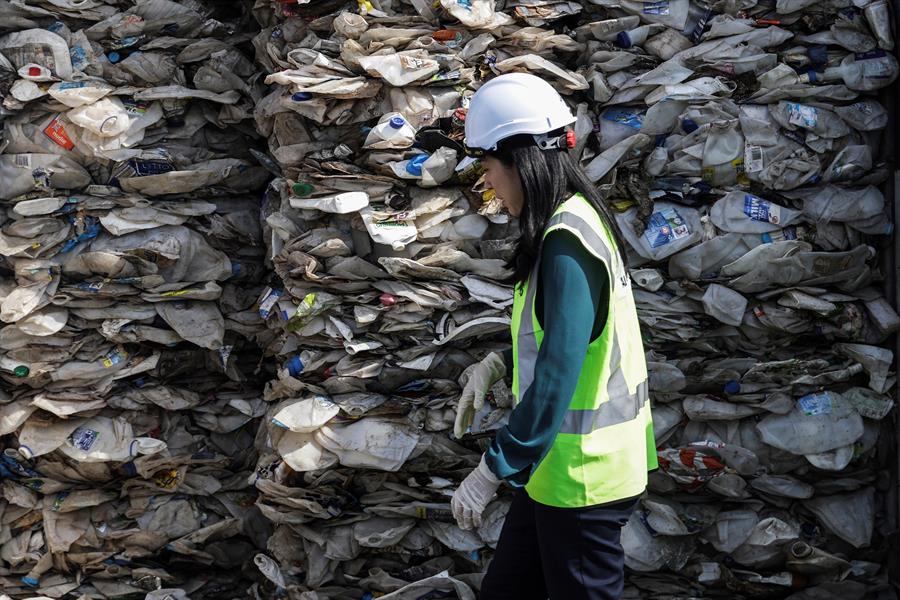 Malasia es el país que más microplásticos consume por la contaminación de los alimentos