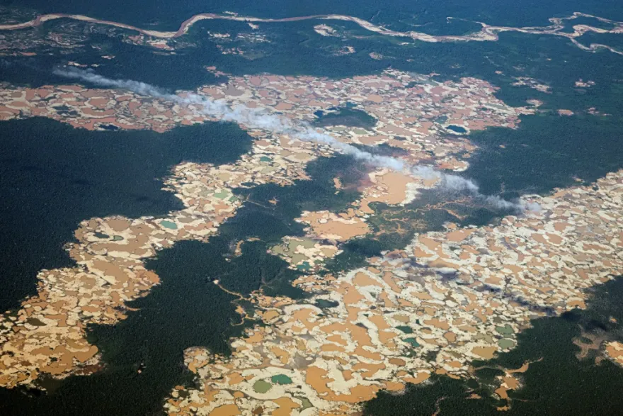 La sed de oro en el mundo consume la Amazonía peruana