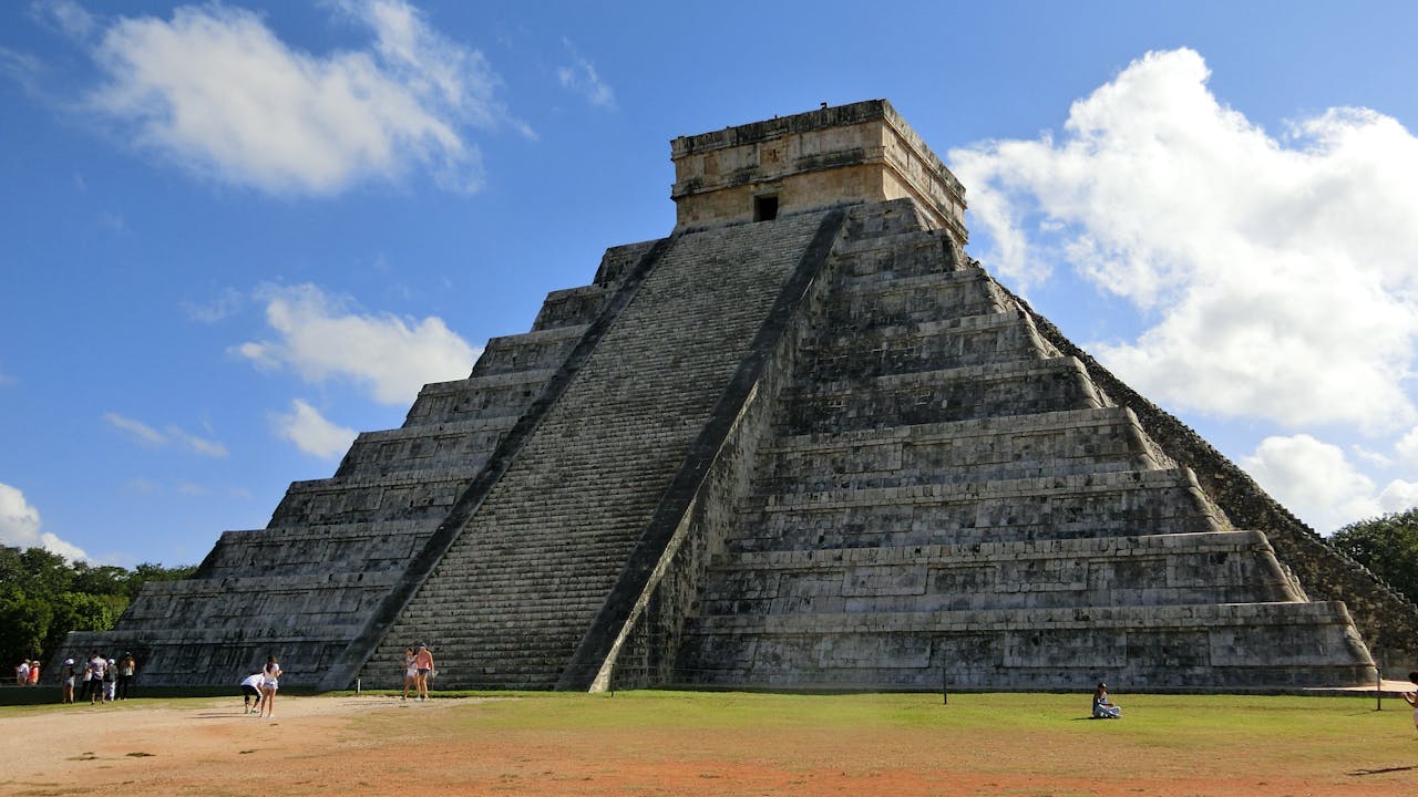 Análisis de ADN revelan cómo eran los sacrificios humanos de la cultura maya