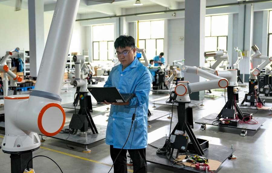 China se mantiene como mayor mercado mundial de robots industriales