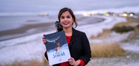 Lanzan en Chile innovador libro que recoge sonidos de la Antártica