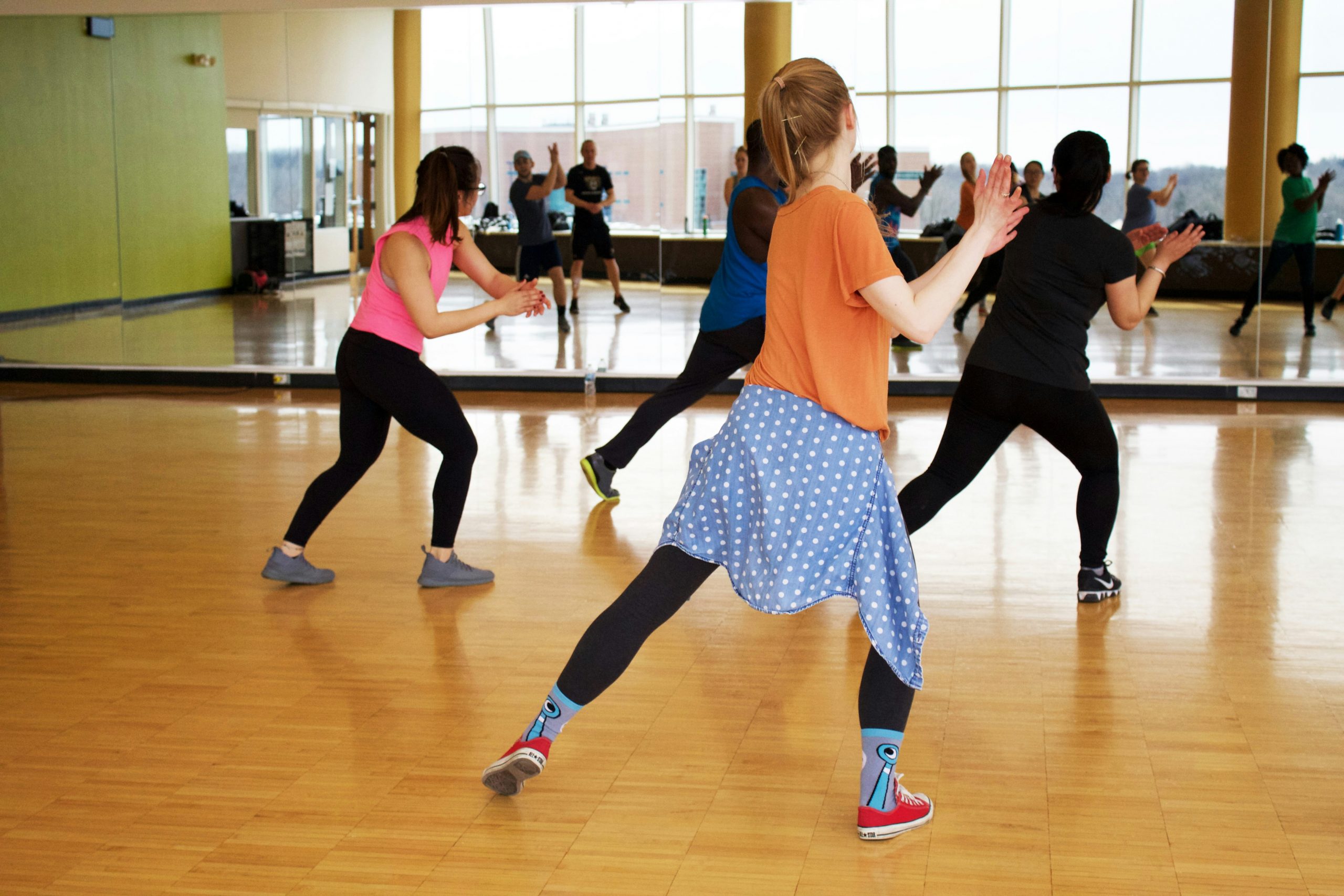 Ucrananianos desplazados canalizan la guerra a través de la danza