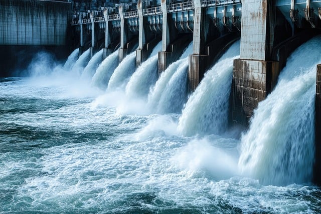 Chile promulga ley para evitar demoras en obras de transmisión eléctrica e impulsar uso de energías limpias