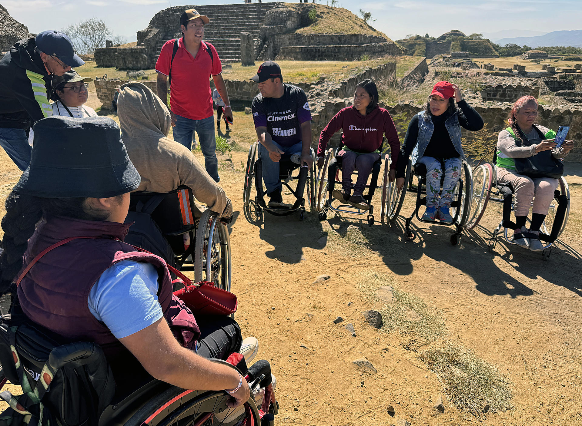 El sitio arqueológico mexicano de Monte Albán se adapta a las personas con discapacidad