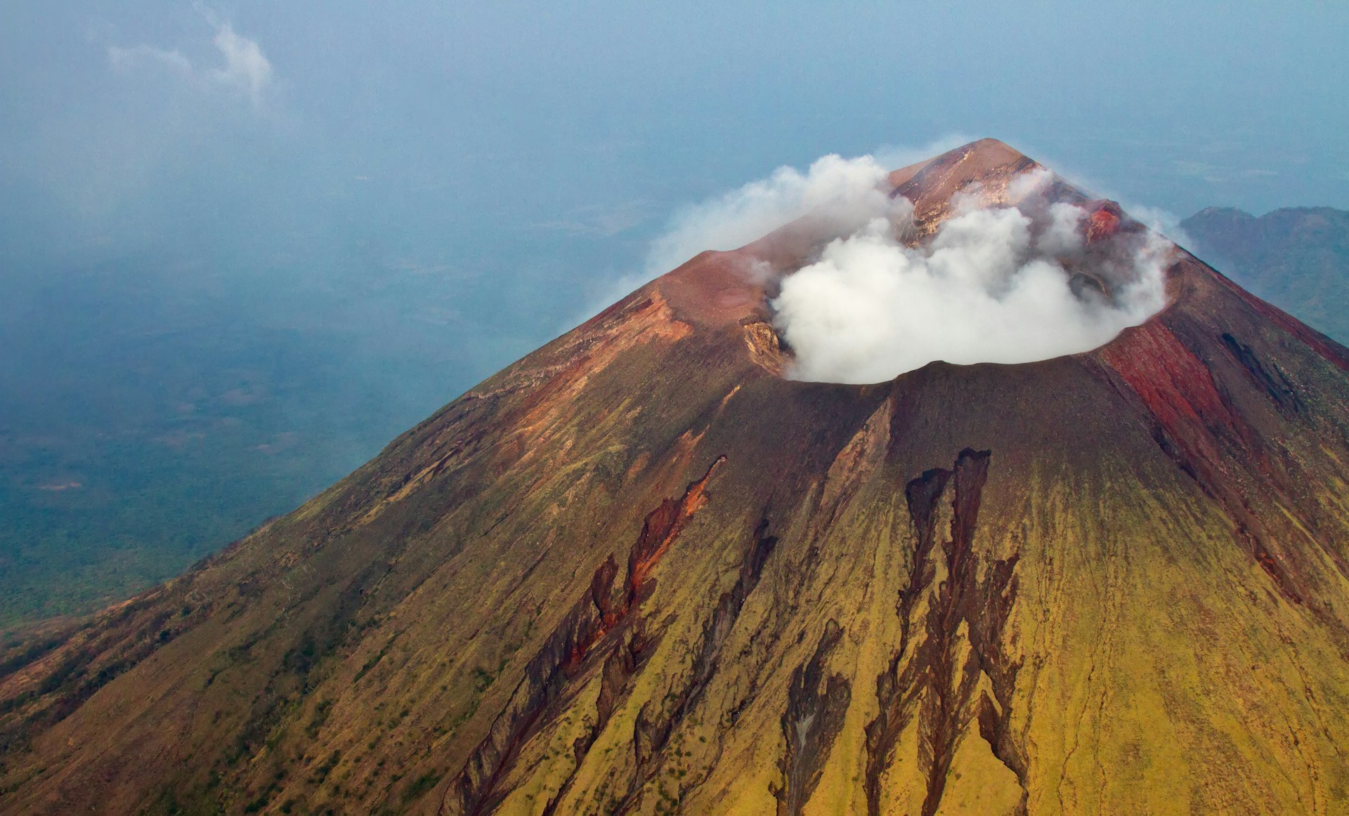 Nicaragua, tierra de lagos y volcanes, un destino por descubrir