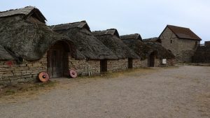 historical-buildings-1008482_640