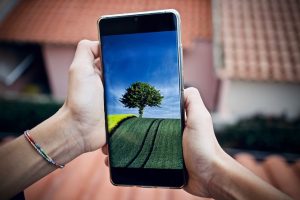 mobile-phone-4646854_640