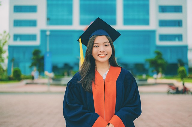 El porcentaje de mujeres graduadas en carreras técnicas cae del 25 al 19 % en Iberoamérica