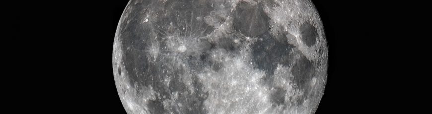 Investigadores analizan objetos naranjas hallados en Luna