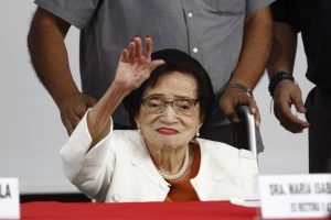 Libro destaca la vida y aporte a la salud de la médica salvadoreña María Isabel Rodríguez
