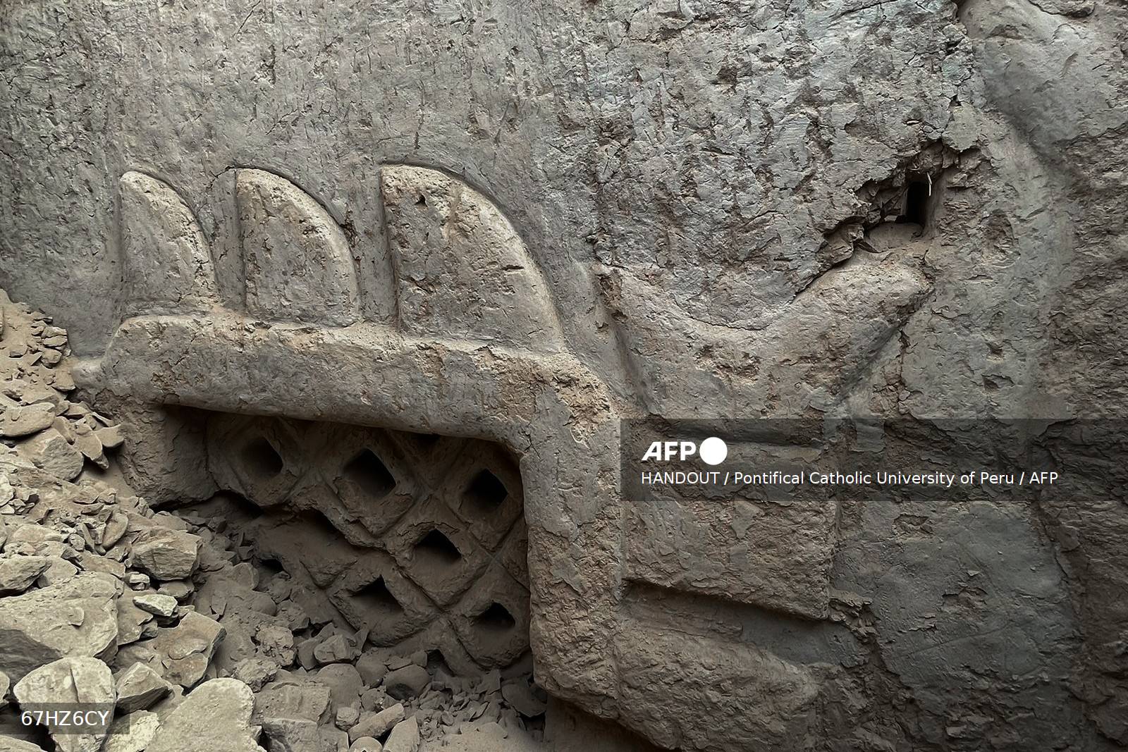 Descubren en Perú un mural prehispánico de más de 3.000 años