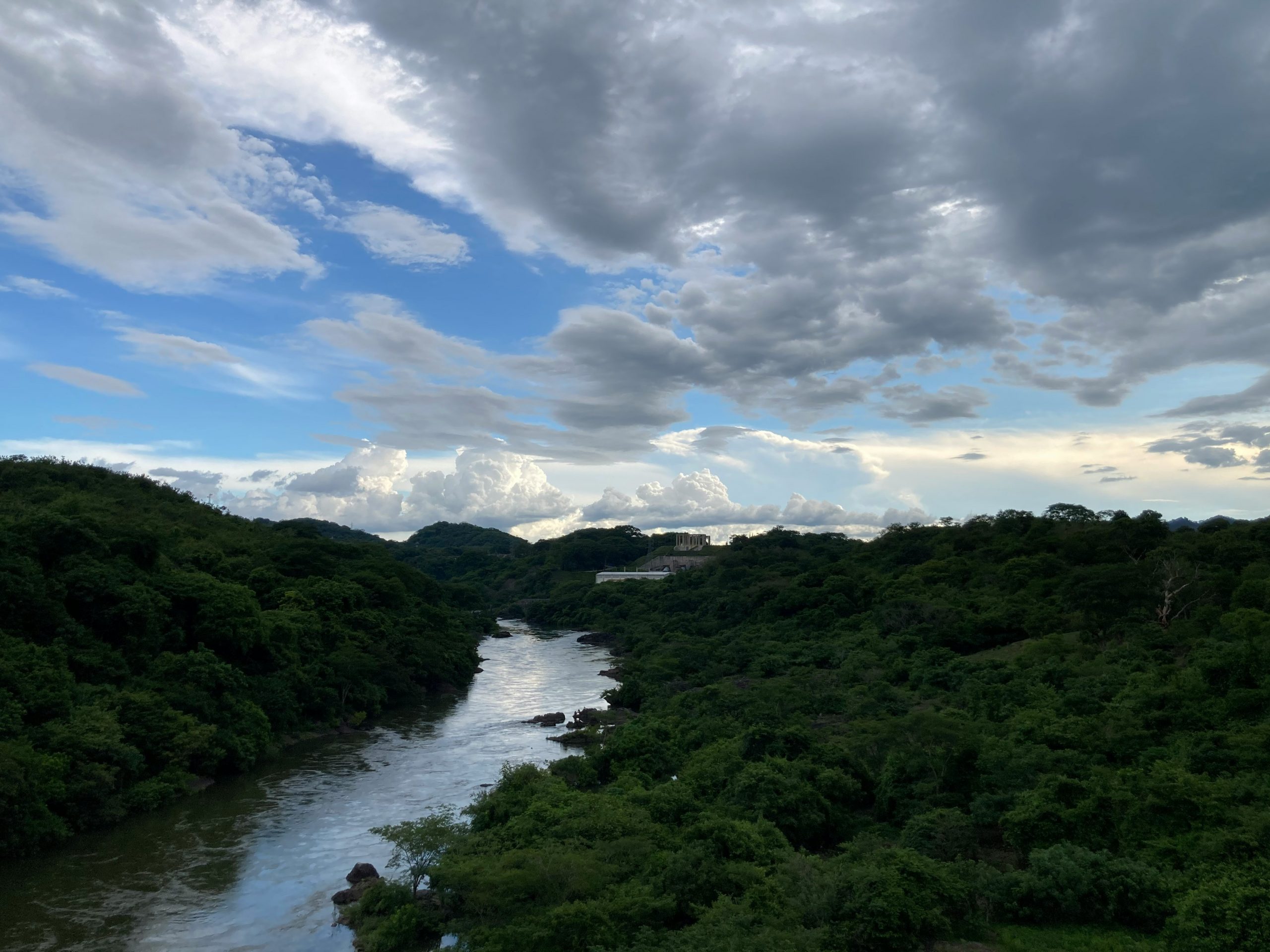 Navegar el río Bogotá: una lección ambiental