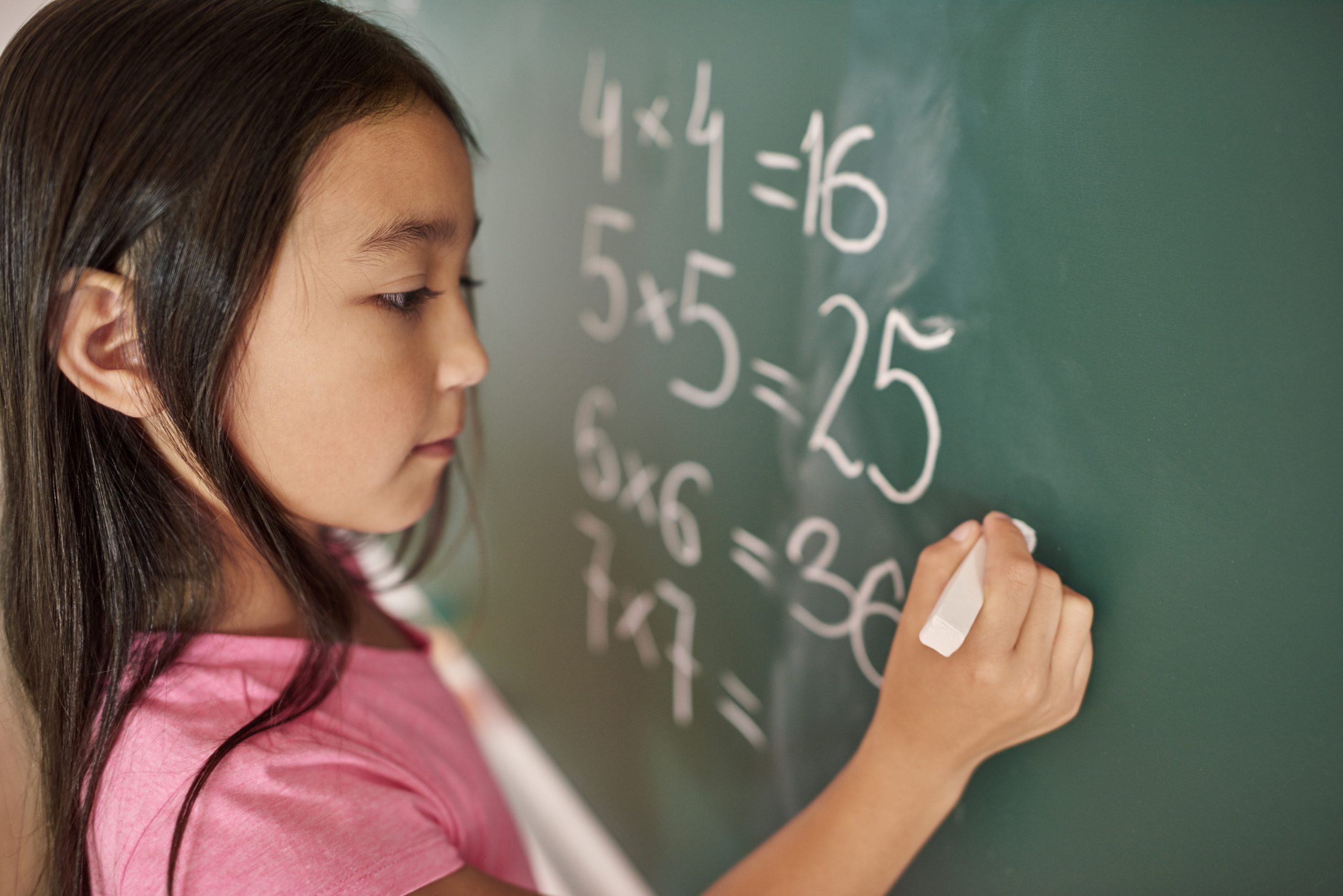 “Mujeres + Matemáticas”, una iniciativa para inspirar a jóvenes en Chile