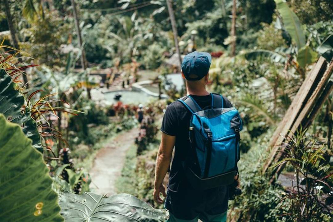 De picaduras a parásitos: guía para evitar infecciones en la piel cuando viajamos