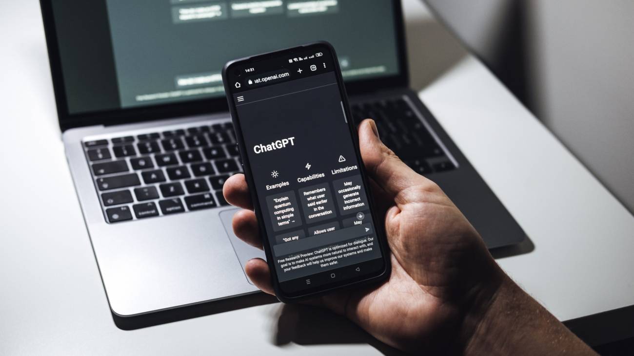 Los chatbots de IA tienen demasiada autoconfianza, incluso cuando se equivocan