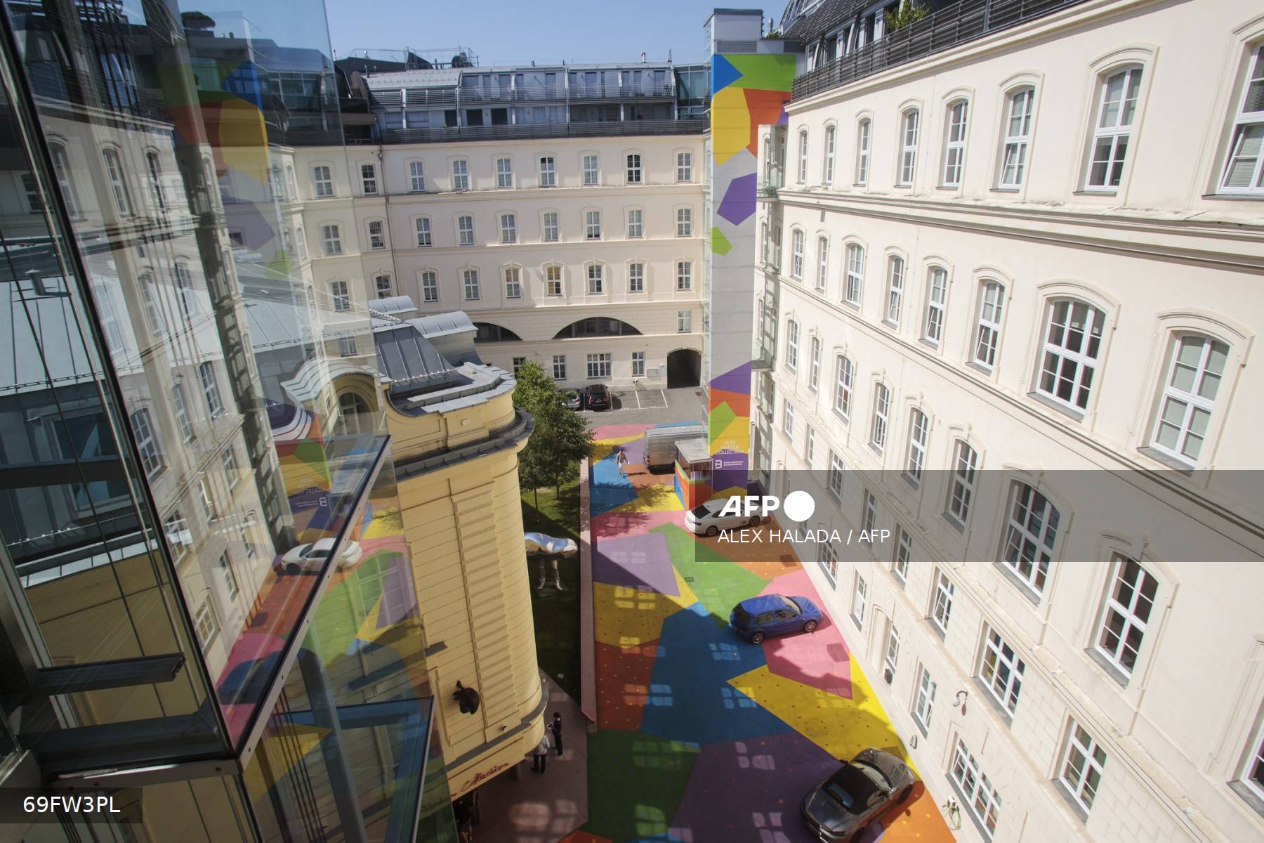 Un museo en Austria pinta el asfalto para enfrentar el calor