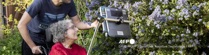 Una británica con una enfermedad neurodegenerativa recupera su voz con IA