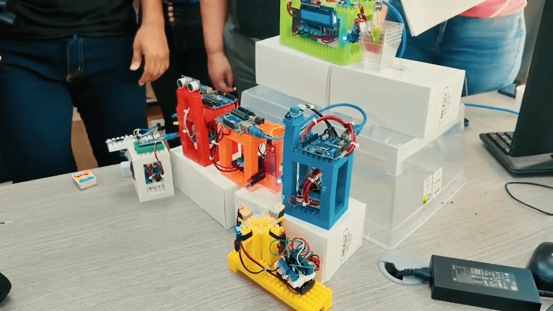 Colombia impulsa educación STEAM-H en comunidades rurales