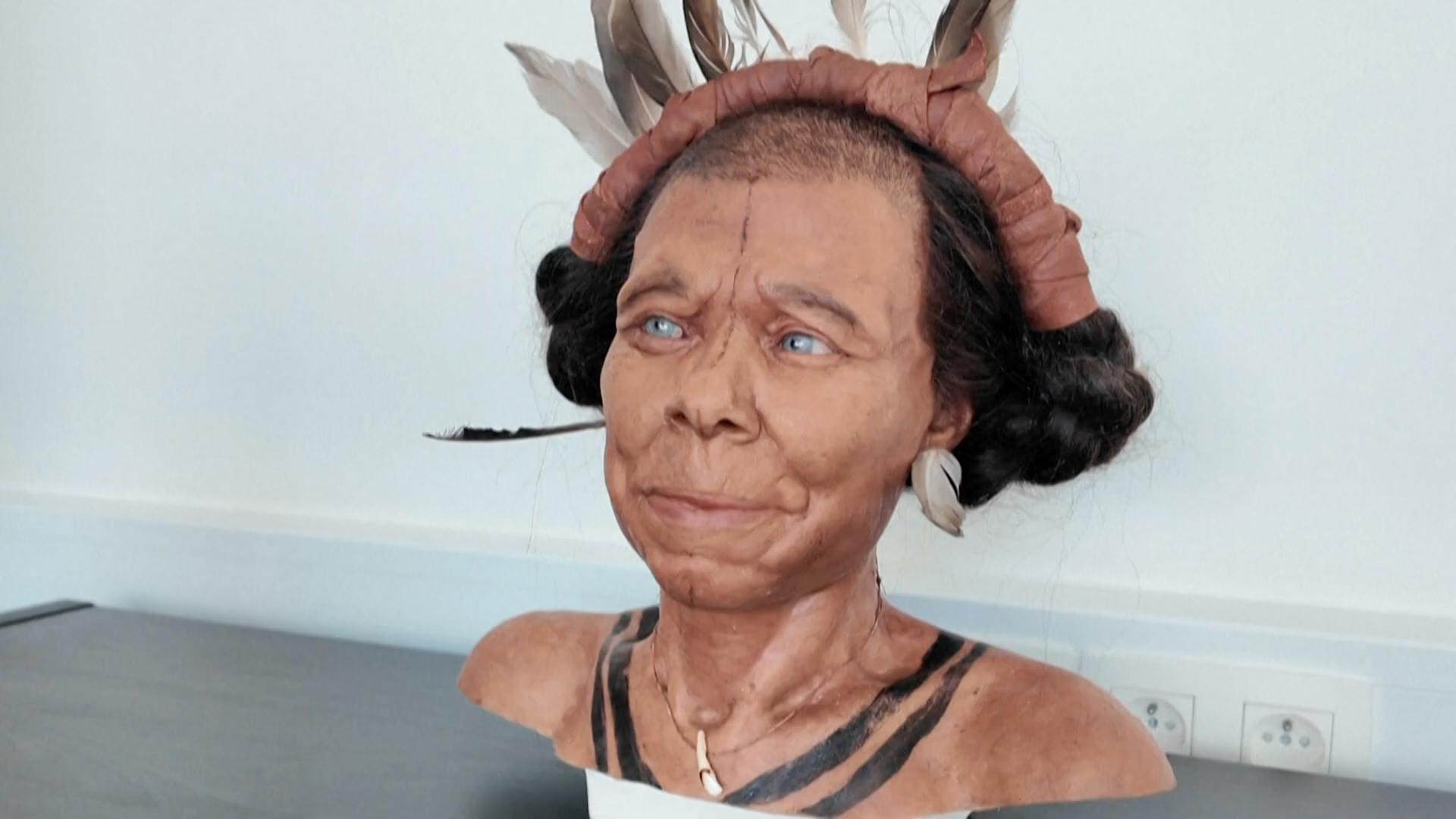 Reconstruyen rostro de mujer prehistórica gracias al ADN