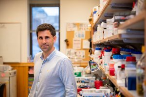 La IA logra desarrollar antibióticos eficaces contra bacterias resistentes en ratones