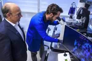 Investigación de la Universidad Internacional de Florida sobre la detección temprana de la enfermedad de Alzheimer