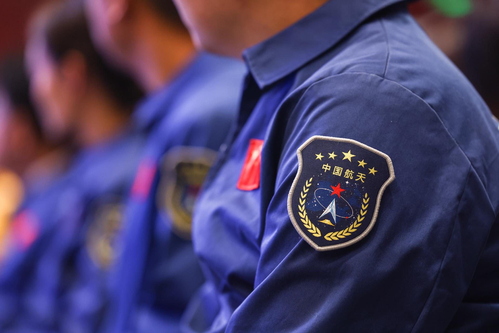 La misión china Shenzhou-21 despega rumbo a la estación espacial Tiangong