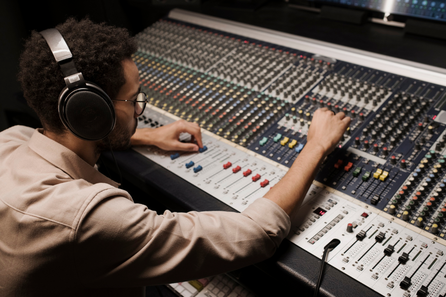 Laboratorio de Acústica de la UNAM, explora el estudio del sonido