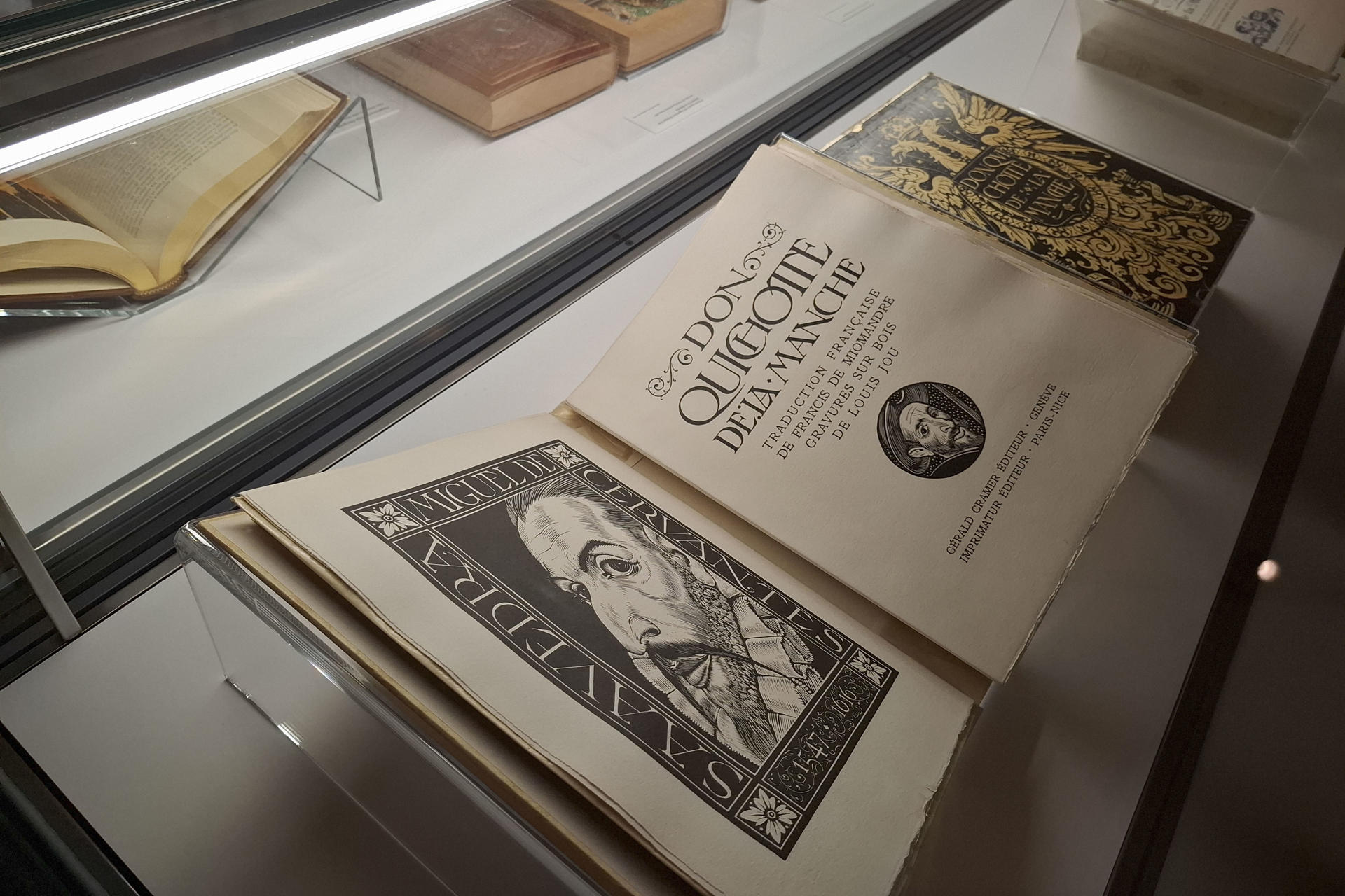 Edición ilustrada de 1949 del Quijote, una joya cultural hispana